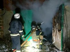 Окупанти вдарили по центру Вовчанська: Палали магазини і торгові ряди