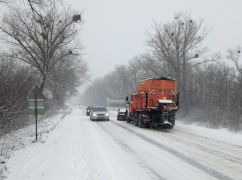 Снегопад в Харьковской области: Водителей предупредили об опасности на дорогах