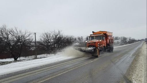 Тривала негода на Харківщині: Дорожники розповіли про ситуацію на автошляхах