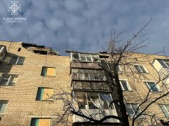 Оккупанты с РСЗО ударили по многоэтажке в Харьковской области: Кадры с места