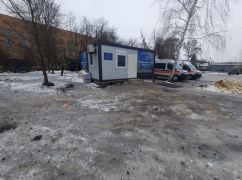 Удар по больнице в Харьковской области: Полиция показала кадры поврежденного медучреждения