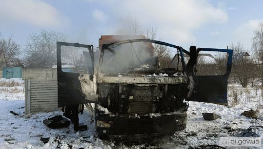 Россияне уничтожили мусоровоз на Харьковщине: коммунальщики успели спастись