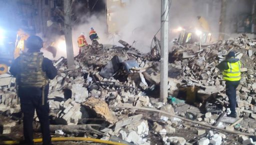 В Харькове из-за угрозы обвала части пятиэтажки приостановили спасательную операцию