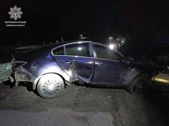 В Харькове пьяный водитель, убегая от копов, въехал в здание