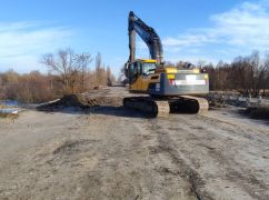 На Харківщині почали ремонтувати зруйнований окупантами міст