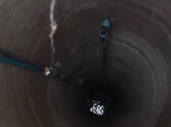 На Харківщині врятували кішку, яка провалилася у 10-метровий колодязь