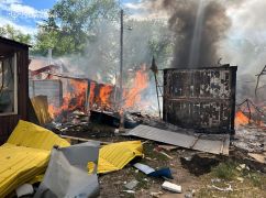 На Харьковщине в результате бомбового удара оккупантов произошли масштабные пожары – ГСЧС