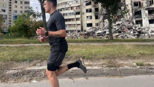 Суперчелендж: Харківський журналіст пробіг 50 км понівеченим містом, щоб зібрати гроші на ЗСУ