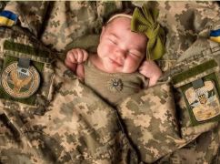В Харькове молодым родителям можно оформить все документы на малыша во время одного визита