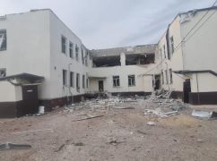 Появились фото разрушенной школы на Харьковщине, куда ударили два "Искандера"