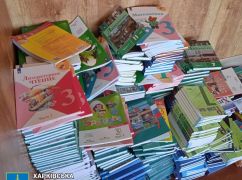 В лицее деоккупированного поселка на Харьковщине нашли тысячу российских учебников