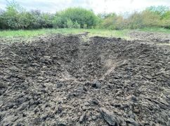 В Харьковской области в результате российского бомбового удара погибла женщина: Что известно