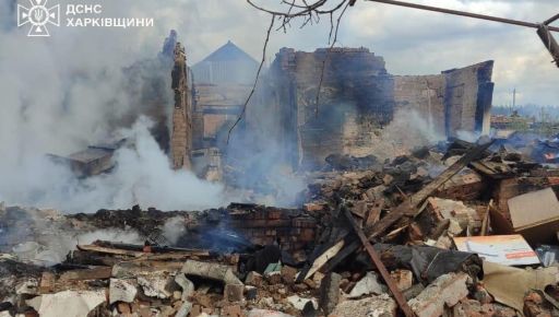 На Харківщині російські снаряди знищили будинок