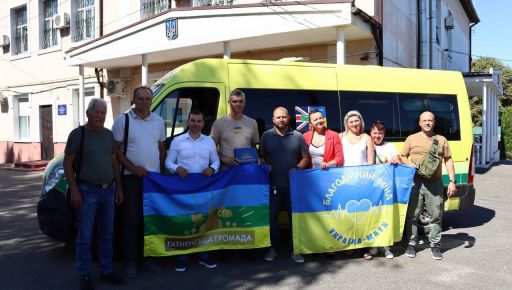 Прифронтова громада Харківщини отримала "швидку” від благодійників
