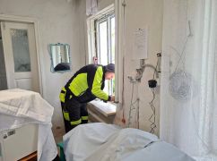 Под Харьковом восстановили больницу после российского обстрела