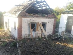 РФ атаковала Дергачевскую громаду в Харьковской области: произошел пожар