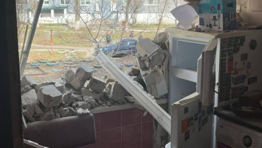 В Харьковской области показали, как выглядит обстрелянный россиянами дом в Купянске