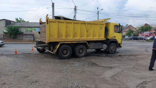 ДТП з вантажівкою та легковиком у Харкові: У поліції розповіли деталі