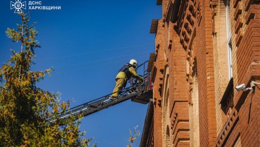 В Харькове потушили пожар после удара по НФаУ - ГСЧС