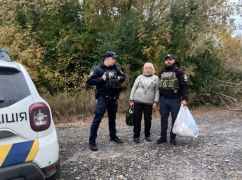 Дрон уничтожил дом: полицейские срочно эвакуировали пенсионерку на Харьковщине