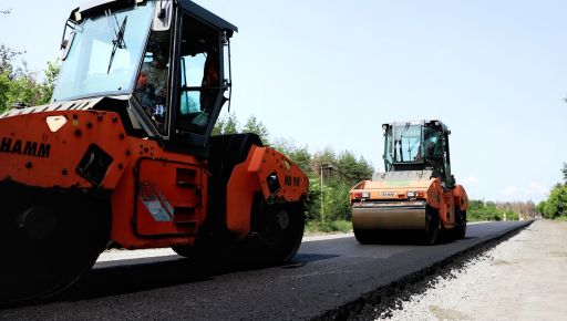 Дорожники показали, на якій стадії ремонт траси на Харків-Зміїв