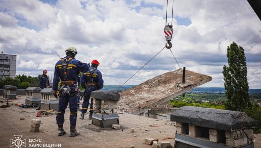 У Харкові рятувальники розчистили після обстрілів 19 об'єктів
