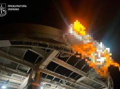 В Харькове российская "Молния" влетела в крышу заправки