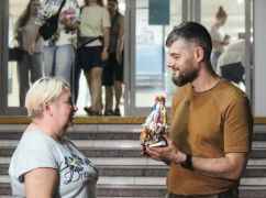 На Харьковщине открыли фотовыставку, посвященную пленным и пропавшим воинам