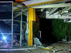 Российские атаки на Харьковщину за сутки: повреждены АЗС, дома и свиноферма