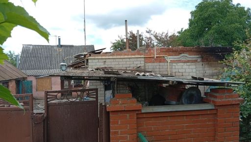 Росіяни масовано обстріляли село на Харківщині: кадри наслідків