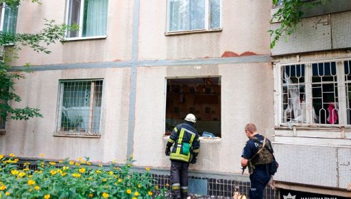 У Харкові стався вибух у квартирі: поліцейські врятували 18-річну дівчину