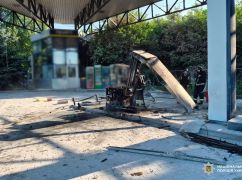 Россия обстреляла Харьков и пять районов области: полиция показала последствия атак