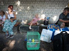 Транзитный центр в Лозовой принял из Донецкой области первых 97 переселенцев