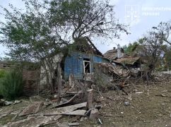 Россияне сбросили авиабомбу на Харьковщину: пострадала 72-летняя женщина