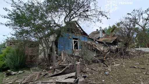 Россияне сбросили авиабомбу на Харьковщину: пострадала 72-летняя женщина