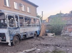 В Харьковской области российская "Молния" ударила по территории отдела образования: кадры с места