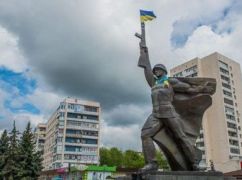 Топ-18 объектов советщины в Харьковской области, которые призывают убрать активисты