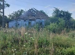 Російський дрон "Молнія" влучив у будинок на Харківщині: кадри з місця