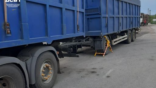 В Харьковской области остановили перегруженную фуру: перевозчику грозит штраф в 102 тыс. грн