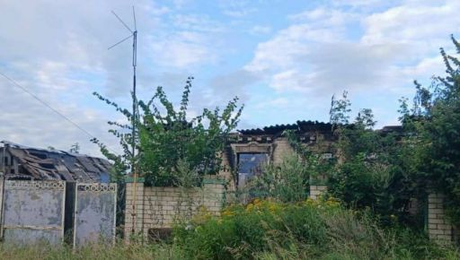 Россияне атаковали село на Харьковщине 10 раз: сгорели четыре дома