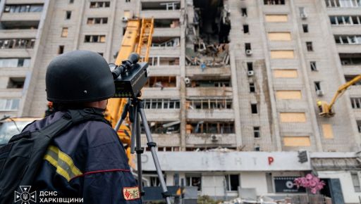 Стало известно, есть ли люди под завалами разрушенной многоэтажки в Харькове