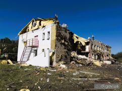 Росіяни вночі вдарили "Геранями" по Дергачах: зруйновані два гуртожитки