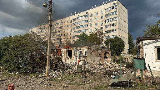Россияне повторно обстреляли Балаклею на Харьковщине: есть пострадавший