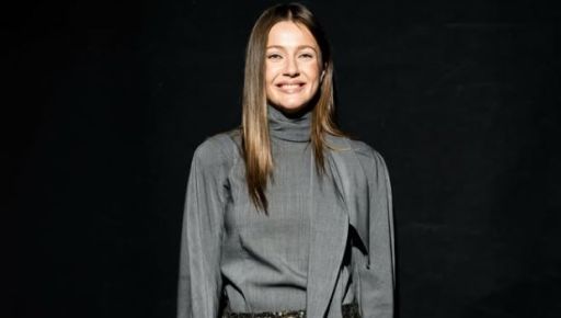 "Я тут сексі": харківська співачка KOLA поділилася кадрами з нової фотосесії