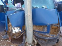 Смертельна ДТП на Харківщині: Volkswagen врізався в електроопору