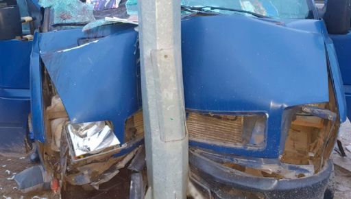 Смертельное ДТП в Харьковской области: Volkswagen врезался в электроопору