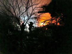 Оккупанты бомбой разрушили сельхозпредприятие на Харьковщине: что известно