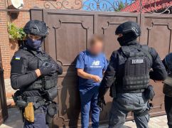 В Харькове мужчина "выбивал" из знакомого 40 тыс. долл.: Полиция схватила подозреваемого