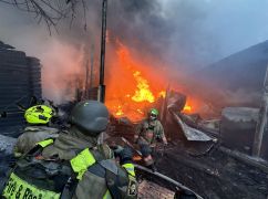 Масштабна пожежа після російського удару: З’явилися перші кадри із Харкова