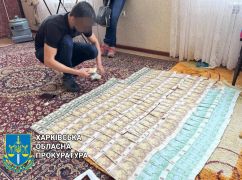 У Харкові судитимуть чоловіка, що вкрав з банківської картки коханої понад 1 млн грн
